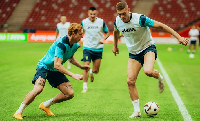 Ucrania se ejercita sin bajas y Rebrov anuncia rotaciones contra Polonia