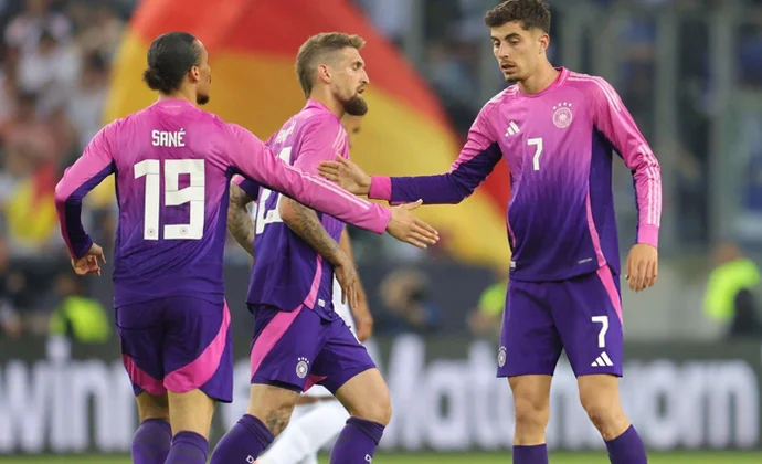 Amistosos internacionales: Alemania 2-1 Grecia. Ficha técnica