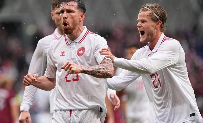 Amistosos internacionales: Dinamarca 3-1 Noruega. Ficha técnica