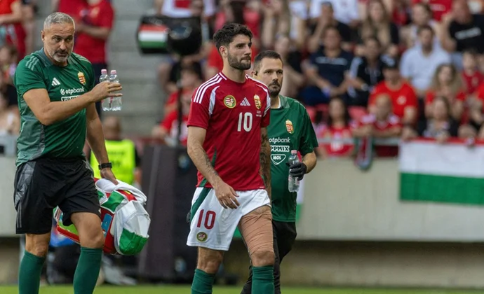 Styles y Szoboszlai tuvieron que ser sustituidos por molestias