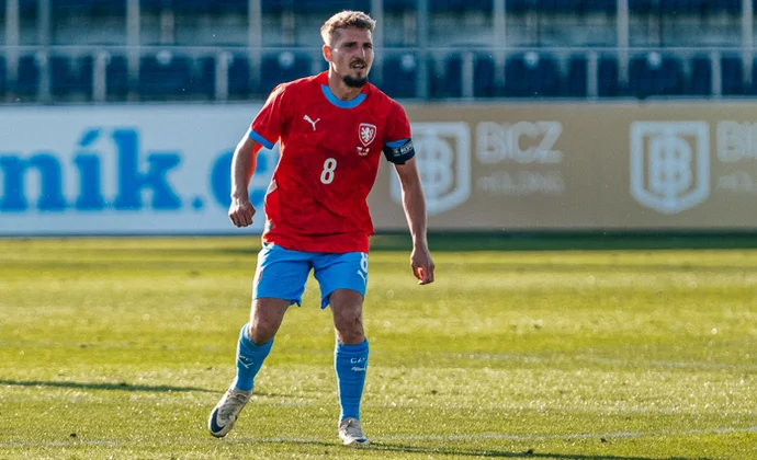 Michal Sadilek se pierde la Eurocopa tras caerse montando en bicicleta