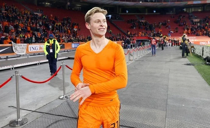 Países Bajos decide finalmente desconvocar a De Jong tras nuevos exámenes médicos