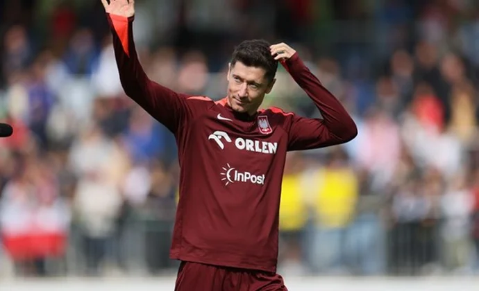 Swidwerski completa la sesión, Dawidowicz hace una parte y Lewandowski ya pisan césped