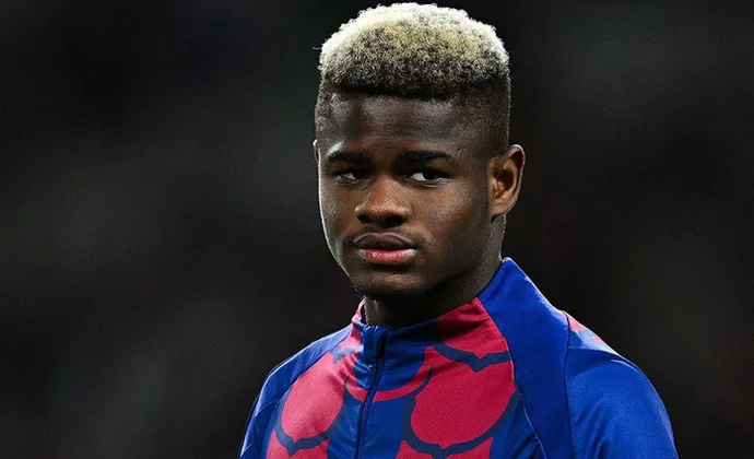 Barcelona y Porto negocian el traspaso de Mikayil Faye