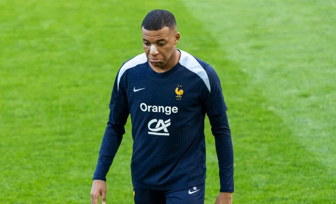 Mbappe, Theo, Upamecano y Saliba, al margen del grupo este miércoles