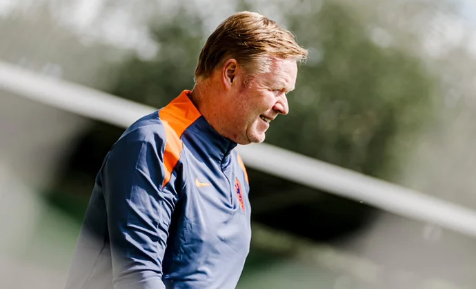 Países Bajos se ejercita al completo y la prensa neerlandesa especula con dos posibles cambios en el once