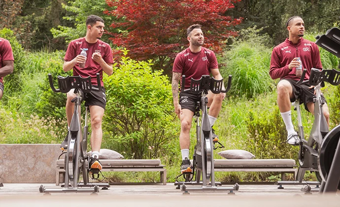 Sesión de recuperación pendiente de Zuber, Zakaria y la nariz de Schar