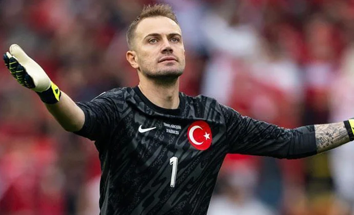 Günok sufre molestias de última hora y se pierde el choque contra Portugal