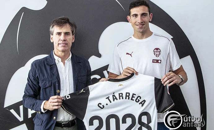 El Valencia ata a Tàrrega hasta 2028 y lo promociona al primer equipo