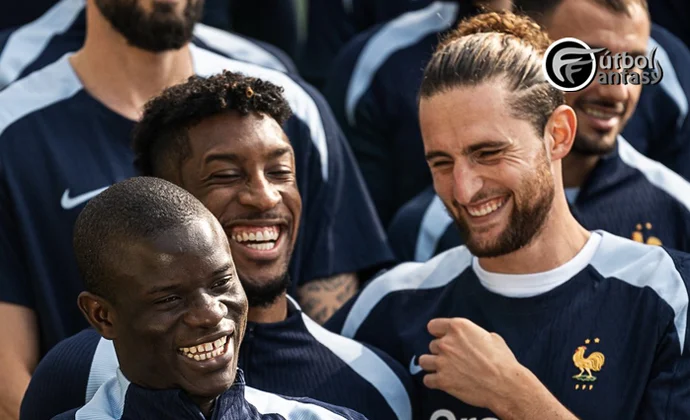 Deschamps trabaja con Rabiot tirado a banda izquierda