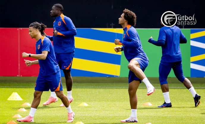 Países Bajos retoma los entrenamientos con Zirkzee recuperado y todos disponibles