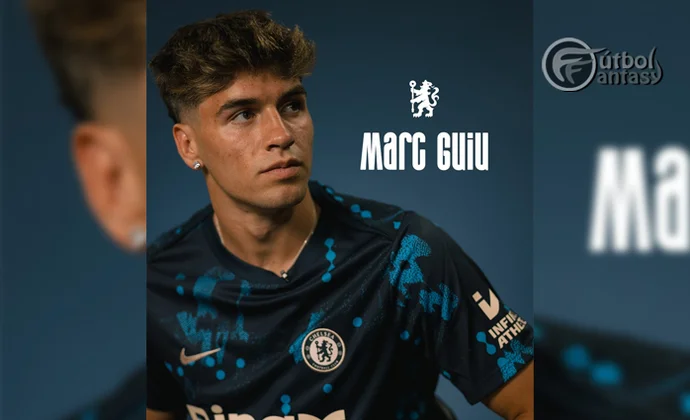 Marc Guiu es oficialmente nuevo jugador del Chelsea