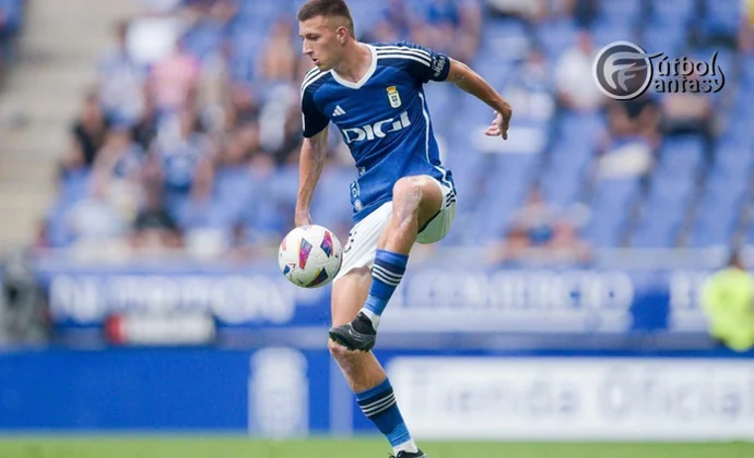 Osasuna sube su oferta por Bretones y espera el OK del Real Oviedo