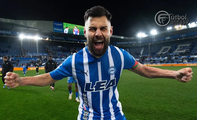 Acuerdo entre Alavés y Pumas por el traspaso de Rubén Duarte