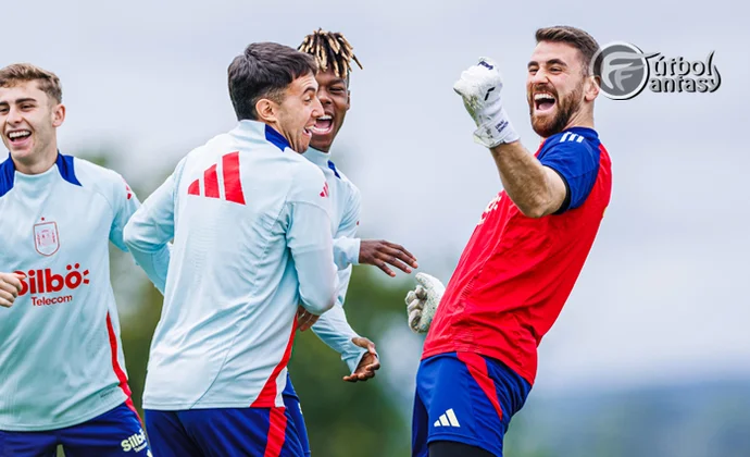 España se ejercita con la única baja de Pedri y con una gran duda en el once