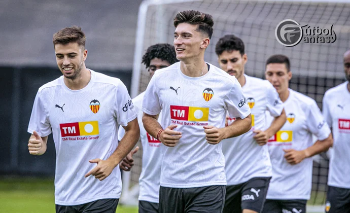 El Valencia vuelve al trabajo con tres lesionados y numerosas ausencias