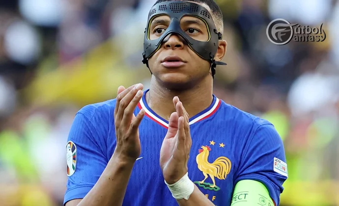 Mbappé se someterá a pruebas la próxima semana para conocer el estado de su nariz