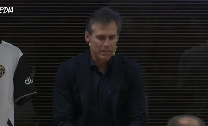 Corona habla de Rafa Mir, Dimitrievski, Castillejo, Mamardashvili y Guerra, pero evita referirse a Rioja