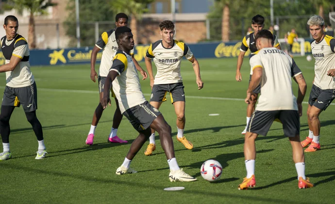 El Villarreal arranca con Foyth, Yeremi y Denis, pero sin Pedraza, Bailly ni Gerard Moreno