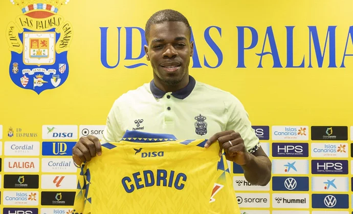 Ivan Cédric quiere convencer a Carrión pese a tener la etiqueta de cedible