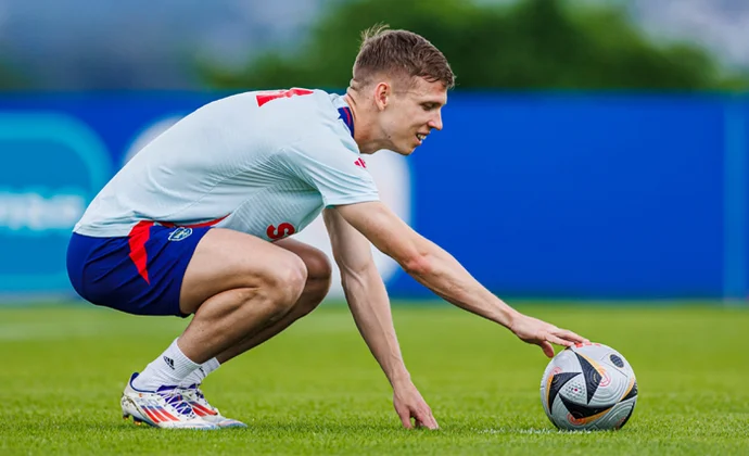 Navas vuelve al grupo. Ayoze y Pedri son las únicas bajas