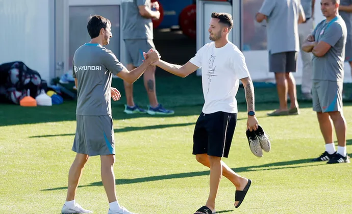 El Sevilla cierra el fichaje de Saúl Ñíguez, finalmente como cedido