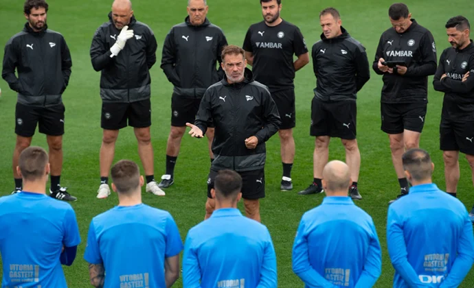 Doble sesión sin Sedlar ni Villalibre para preparar el amistoso del miércoles