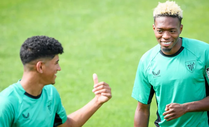 De Marcos, Paredes y Galarreta gestionan las cargas al margen