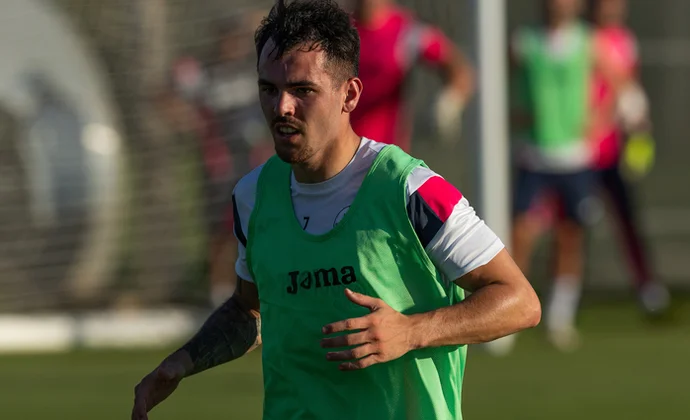 Alderete, Jiri Letacek y Álex Sola ya se ejercitan a las órdenes de Bordalás