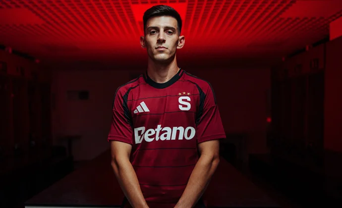 Imanol García es oficialmente nuevo jugador del Sparta Praga