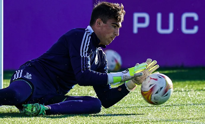 Álvaro Aceves se niega a entrenar con el Valladolid para forzar su salida
