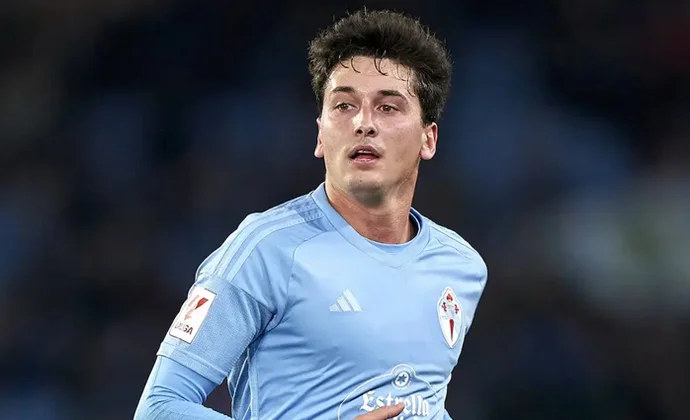 Celta y Real Oviedo negocian la cesión de Carlos Dotor