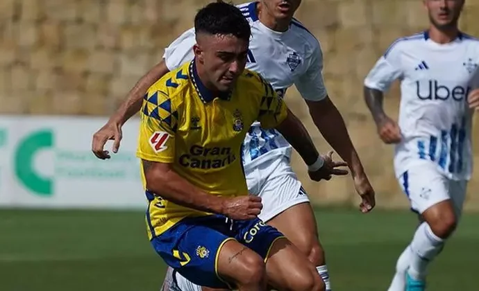 Carrión ya trabaja con Moleiro de mediapunta en un 4-2-3-1