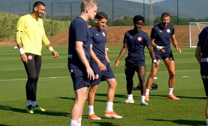 Portu, Van de Beek y Misehouy vuelven al grupo. Tsygankov y Solís, al margen