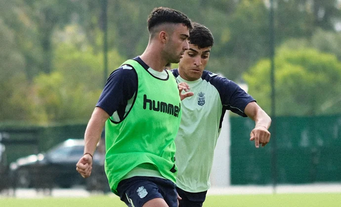 Las Palmas inicia una semana de tres amistosos sin secuelas físicas, de momento