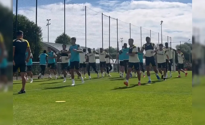 El Villarreal inicia una nueva semana de trabajo sin Gerard, Pedraza ni Comesaña