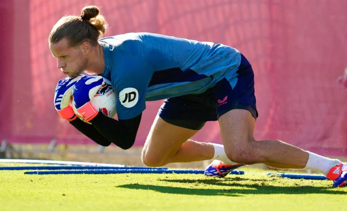 Parte médico oficial de Orjan Nyland, que no preocupa