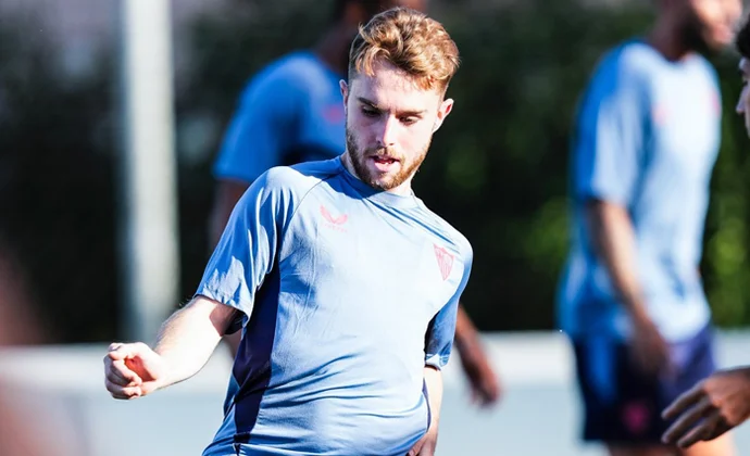El Sevilla completa otra sesión sin Nyland, Augustinsson ni el alta médica de Peque