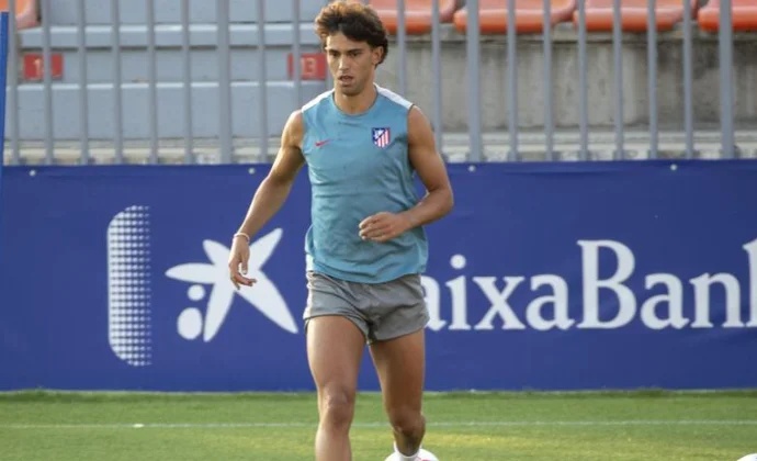 Joao Félix regresa de vacaciones, aunque de momento entrena al margen