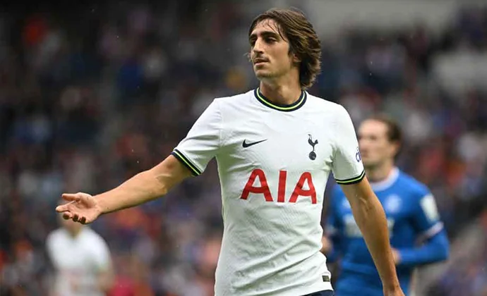 El Girona alcanza un acuerdo con Bryan Gil y negocia con el Tottenham una opción de compra