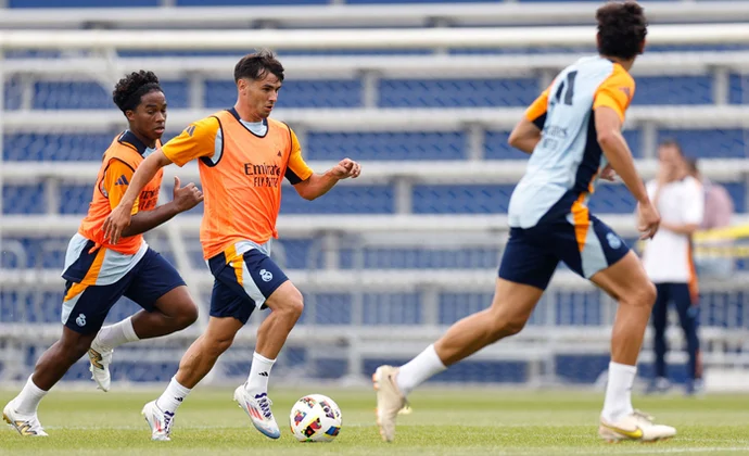 Ancelotti ensaya once en una sesión sin Vinicius, Rodrygo y Militao