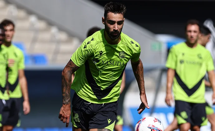 Zakharyan sigue al margen, Barrenetxea se lesiona y Carlos regresa de su paternidad