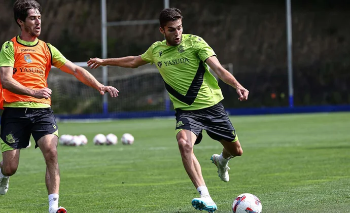 Parte médico oficial de Arsen Zakharyan, que pasará por quirófano