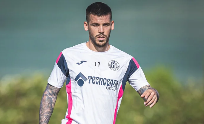 Carles Pérez completa su primera sesión como jugador del Getafe