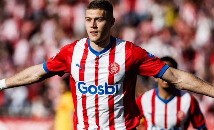 Girona y Roma cierran los detalles del traspaso de Artem Dovbyk