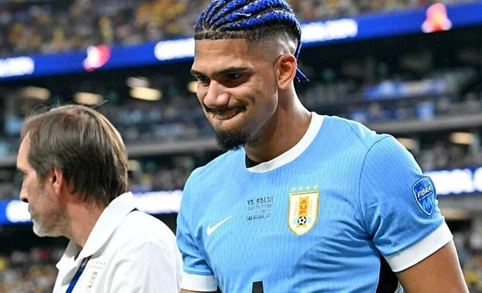 Ronald Araujo no tendrá ficha hasta el 1 de enero