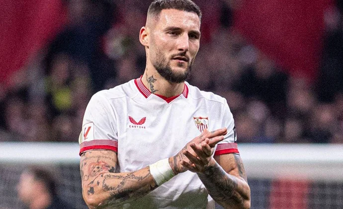 Gudelj, dispuesto a escuchar una oferta del Al Shabab tras conversar con Pimienta