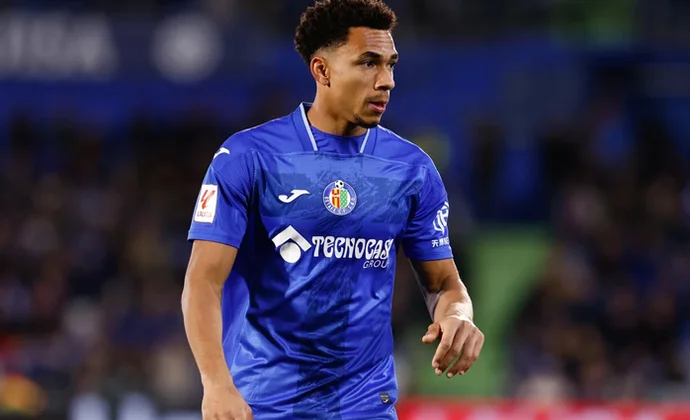 Getafe y Al Qadsiah negocian el traspaso de Gastón Álvarez