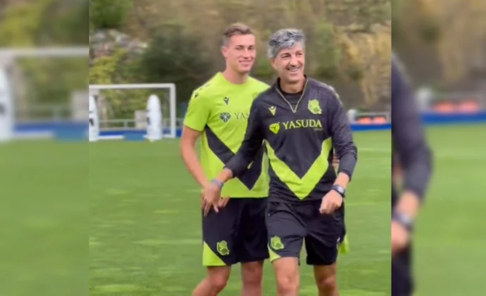 Sucic completa su primera sesión con el grupo e Imanol recupera a Barrenetxea