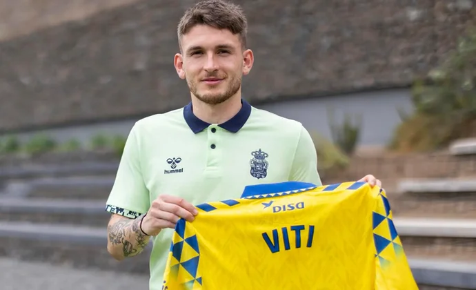 Viti Rozada no pudo participar en el amistoso contra el Al Shabab por molestias